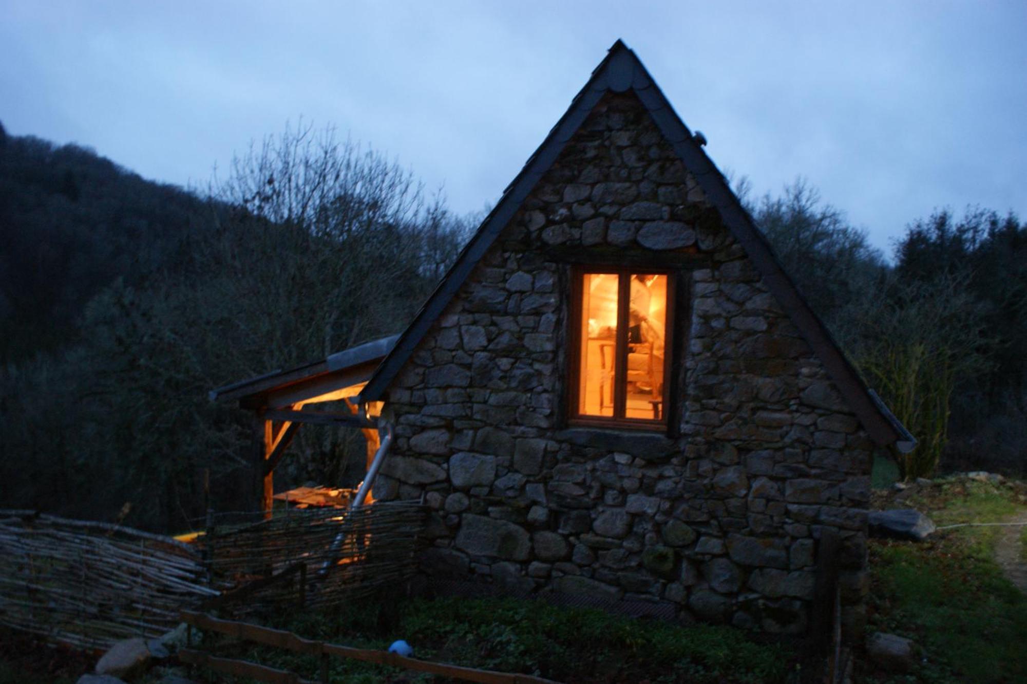 Le P'Tit Gite De Chomet La Tour-dʼAuvergne المظهر الخارجي الصورة